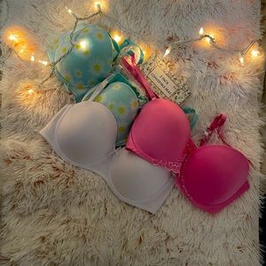 Set Of 3 Bras *new with tags*
